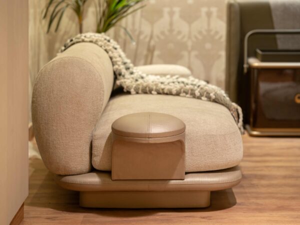 Modern Luxury Sofa – The Perfect Blend of Elegance and Comfort